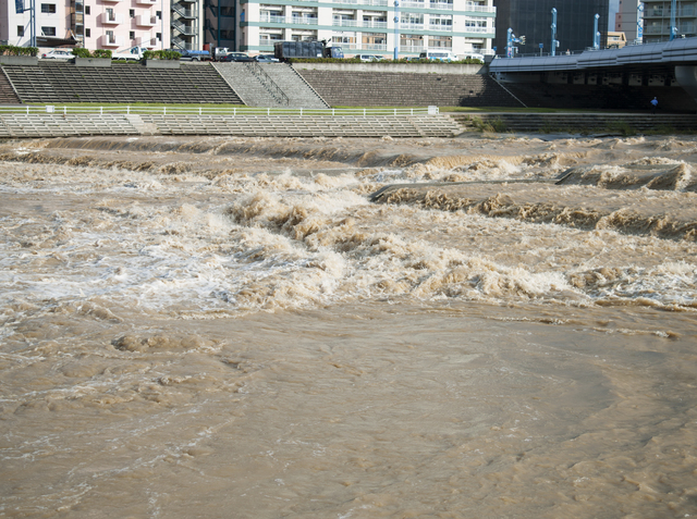 集中豪雨
水害の自然災害は台風・線状降水帯によって被害がおきる