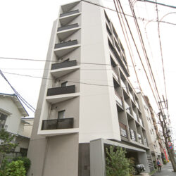 イプセ目黒中町・「学芸大学」駅徒歩10分。東急東横線「祐天寺」駅 徒歩7分 。
オンもオフも充実する目黒アドレス 1DK・30㎡