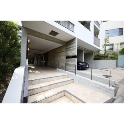 ＣＯＲＶＡＬ三軒茶屋・三茶の街を、愛犬・愛猫と歩む心地よい都市生活。